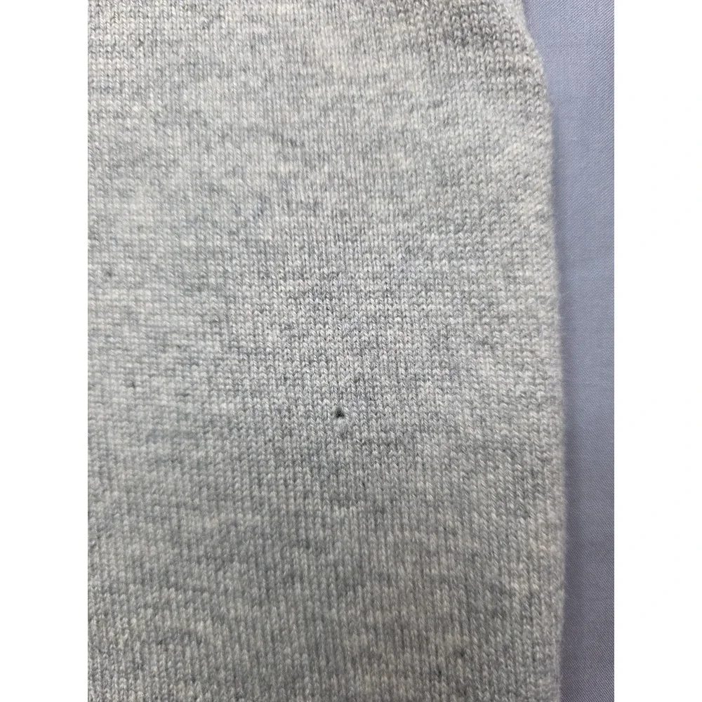 Banana Republic 100% Cashmere Gray Mens Large V Neck Long Sleeve Sweater
